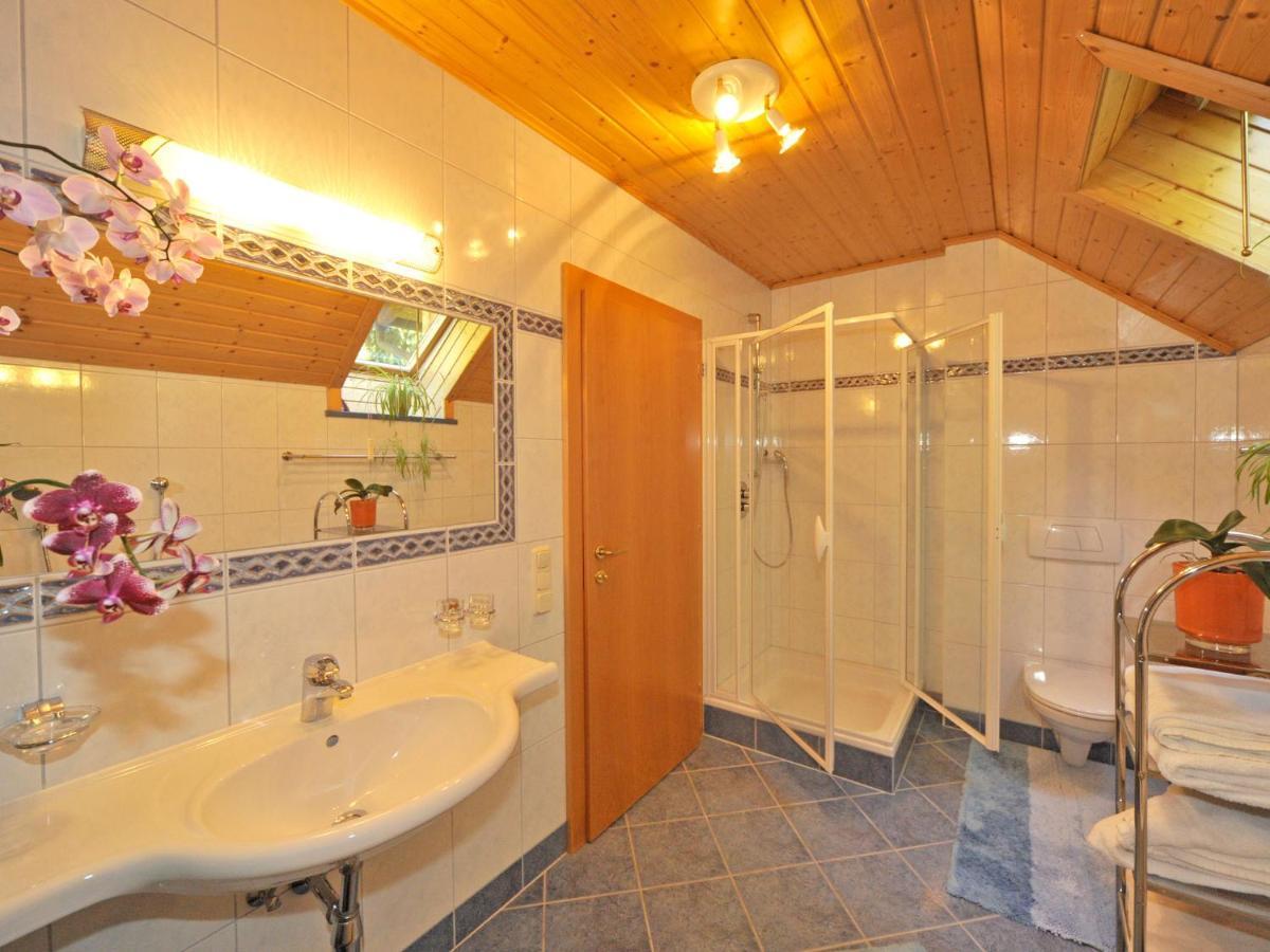 バド クラインキルヒハイムHaus Lindenkreuzアパートメント エクステリア 写真