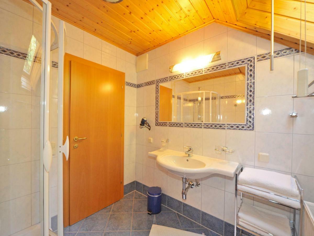 バド クラインキルヒハイムHaus Lindenkreuzアパートメント エクステリア 写真